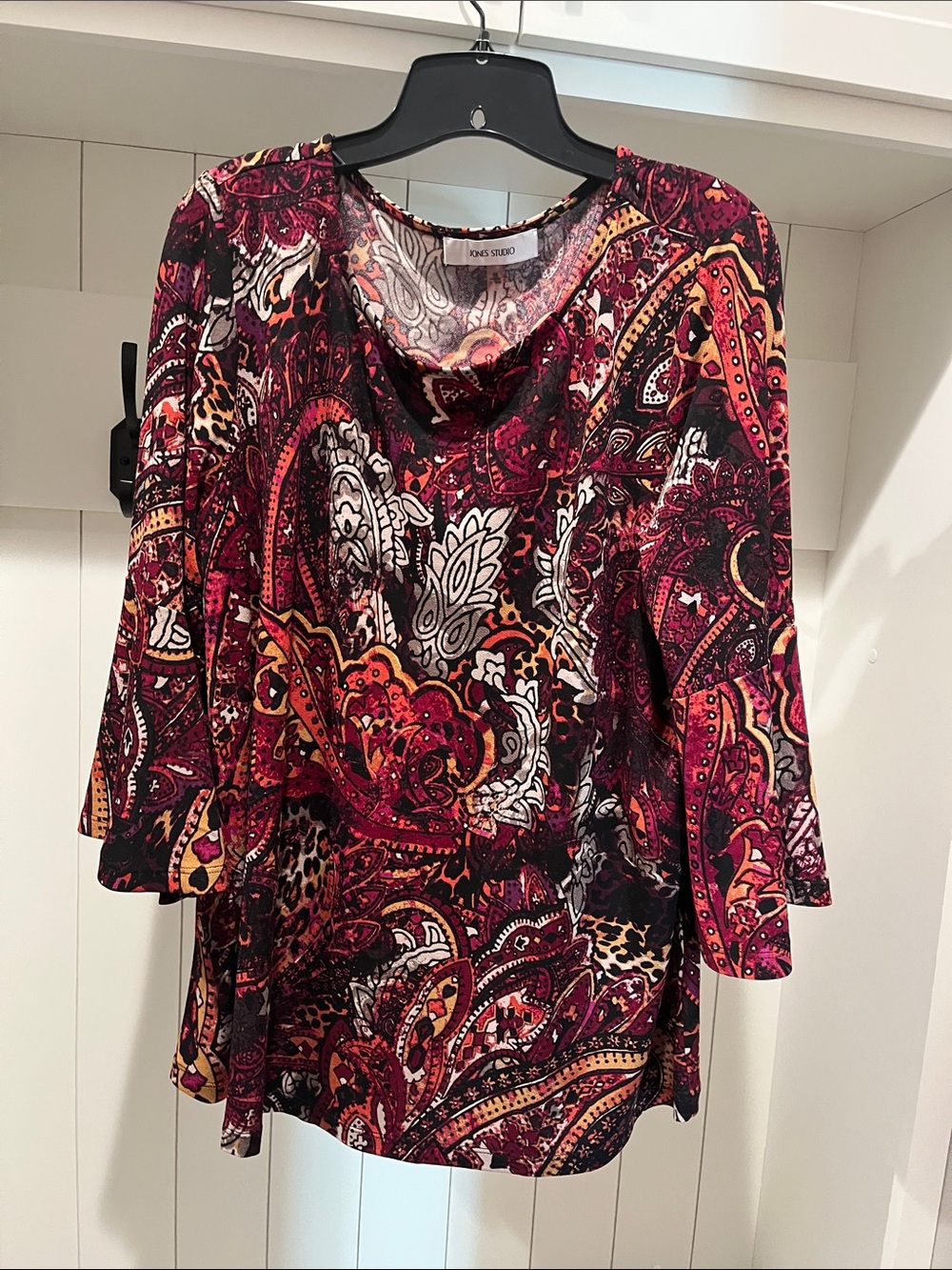 Jones Studio Burgundy Multi Paisley Scoop Neck Tunic with Bell Sleeves